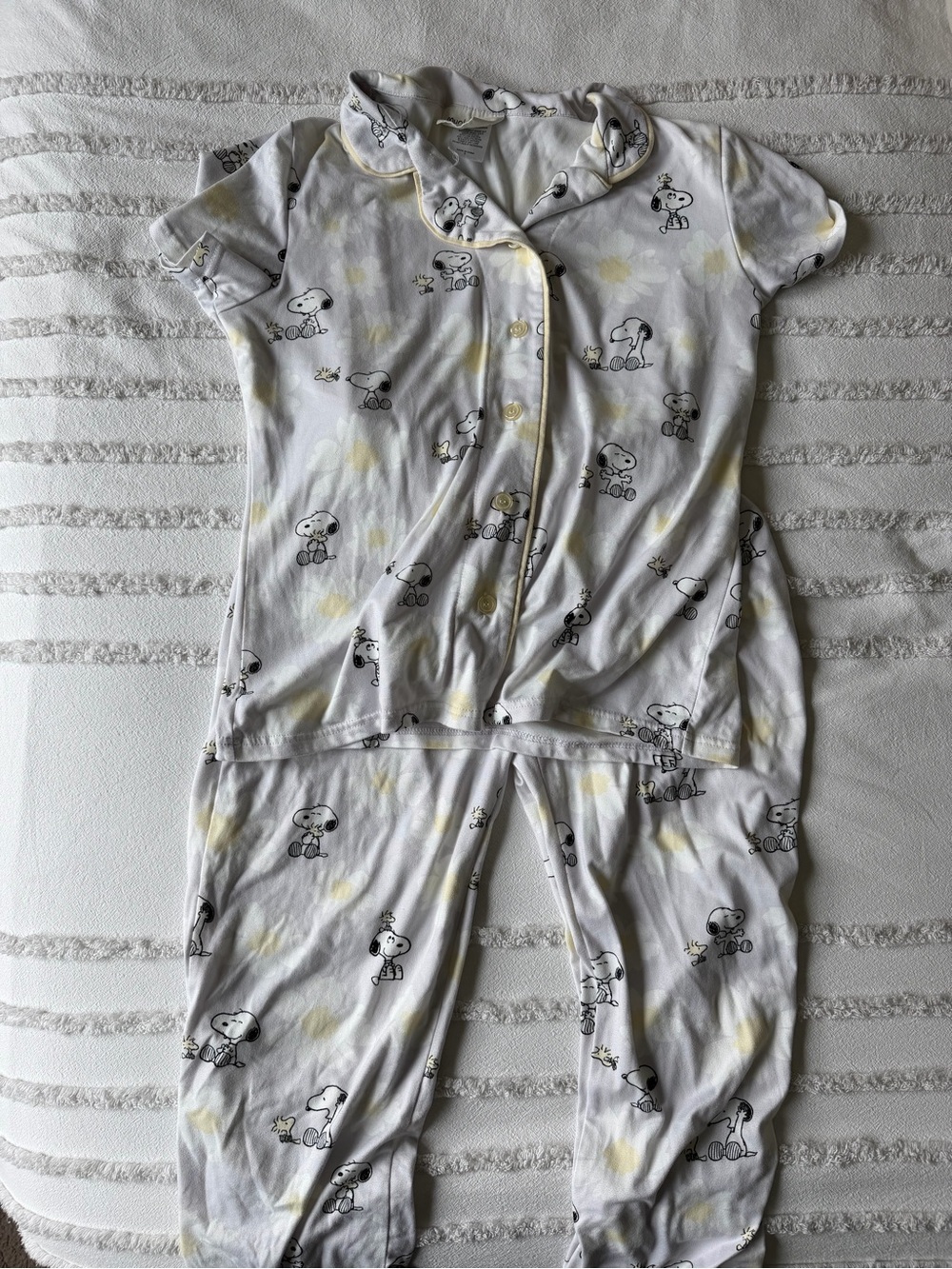 Women’s White & Yellow Snoopy-Print Pajama Set